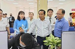 TPHCM nâng mức độ hài lòng của người dân với dịch vụ hành chính