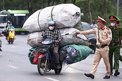 Hà Nội: 21,45 tỷ tiền phạt và hơn 9.200 trường hợp vi phạm giao thông trong một tuần