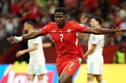 Thụy Sĩ hẹn gặp Colombia hoặc Ghana ở vòng 1/8