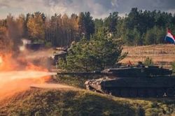 Xe tăng Leopard 2 của Hà Lan 'lột xác' trước chiến trường UAV
