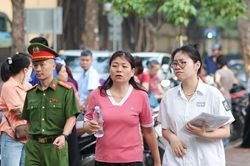 Bộ GDĐT rà soát kết quả thi môn Toán ở Tuyên Quang sau loạt điểm 10 'khủng'