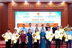 Tuyên truyền viên giỏi xây dựng môi trường không khói thuốc
