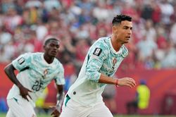 Bồ Đào Nha 0-0 Croatia: Bruno, Ronaldo bỏ lỡ cơ hội