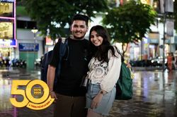 Lễ kỷ niệm 50 năm TP.HCM mang tên Bác qua góc nhìn khách quốc tế