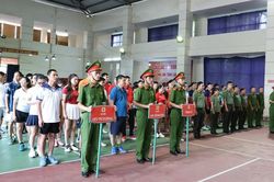Hơn 200 VĐV tham dự Hội thao 80 năm Ngày truyền thống lực lượng An ninh nhân dân
