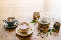 Uống trà mỗi ngày tác động thế nào đến tim mạch?