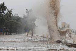 KHẨN TRƯƠNG ỨNG PHÓ BÃO SỐ 1 (MAYSAK) và MƯA LŨ với tinh thần QUYẾT LIỆT NHẤT