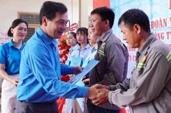 Nghiên cứu xây dựng đội ngũ luật sư công đoàn
