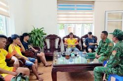 Quảng Ninh: Cứu hộ thành công 7 thuyền viên tàu cá gặp nạn trên biển do giông lốc