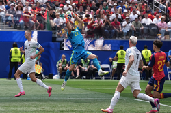 World Cup 2026: Thủ môn tuyển Tây Ban Nha giữ sạch lưới dài nhất mọi thời đại