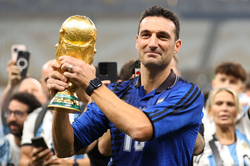 Câu chuyện World Cup 2026: Scaloni và 100 trận thay đổi Argentina