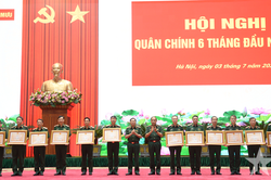 Đại tướng Nguyễn Tân Cương chủ trì Hội nghị quân chính Bộ Tổng Tham mưu 6 tháng đầu năm 2026