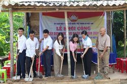 Xã Việt An xây dựng, sửa chữa 7 nhà đại đoàn kết cho hộ khó khăn