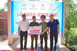 Tiếp sức dựng mái ấm cho những người giữ bình yên từ cơ sở
