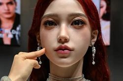 Robot mới dành cho người độc thân 'gây sốt' cõi mạng