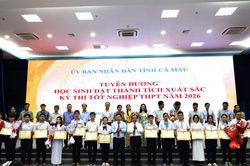 Cà Mau tuyên dương học sinh đạt thành tích xuất sắc trong học tập và thể thao