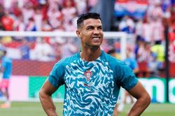 Ronaldo chính thức lên tiếng về tin đồn giải nghệ