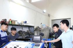 Rèn luyện kỹ năng nghề nghiệp, hành trang cần thiết hướng tới tương lai