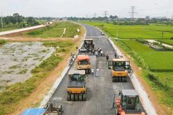 C&ocirc;ng tr&igrave;nh ngh&igrave;n tỷ 'chờ' vật liệu - B&agrave;i 2: C&aacute;c dự &aacute;n giao th&ocirc;ng trọng điểm 'căng m&igrave;nh' vượt kh&oacute; khăn 'k&eacute;p'