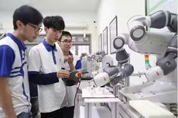 Trường đại học đầu tiên xác định điểm sàn tới 24 điểm