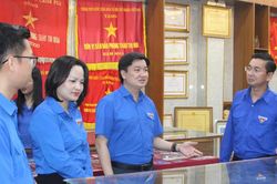 Tuổi trẻ Ninh Bình, Đà Nẵng giao lưu, học tập mô hình 'Bạn và tôi cùng trang bị AI'