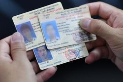 GPLX hết hạn tr&ecirc;n 30 ng&agrave;y mới phải thi lại l&yacute; thuyết, t&agrave;i xế bớt &aacute;p lực