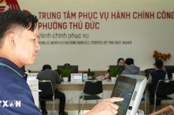 Gỡ điểm nghẽn, tạo sức bật mới cho ch&iacute;nh quyền địa phương hai cấp