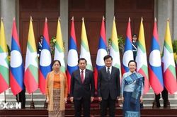 L&agrave;o-Myanmar thắt chặt quan hệ hợp t&aacute;c song phương