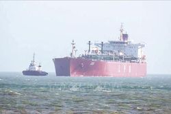Hàng không chưa hết khó sau khủng hoảng eo biển Hormuz