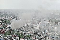 Cháy nhà 4 tầng ở Hà Nội, nghi có người mắc kẹt