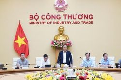 Bộ C&ocirc;ng Thương tổ chức hội nghị phổ biến Nghị định về năng lượng t&aacute;i tạo