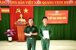Kết nạp đảng viên tại các đơn vị Bộ đội Biên phòng