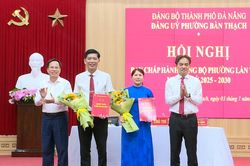 Phường Bàn Thạch kết nạp 44 đảng viên mới trong 6 tháng đầu năm 2026