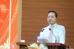 Hội nghị Ban Chấp h&agrave;nh Đảng bộ tỉnh lần thứ 14