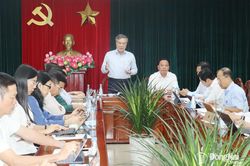 Cụm tổ số 2 đại biểu HĐND thành phố thảo luận các nội dung trình kỳ họp giữa năm
