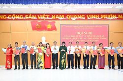 Phường Nam Nha Trang c&ocirc;ng bố, chỉ định nh&acirc;n sự của 12 tổ d&acirc;n phố