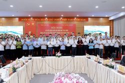 L&agrave;o Cai - Tuy&ecirc;n Quang k&yacute; kết hợp t&aacute;c to&agrave;n diện giai đoạn 2026 - 2030: Mở rộng li&ecirc;n kết, th&uacute;c đẩy ph&aacute;t triển v&ugrave;ng Trung du v&agrave; miền n&uacute;i ph&iacute;a Bắc