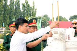 Quyết t&acirc;m t&igrave;m lại t&ecirc;n cho những người đ&atilde; hiến d&acirc;ng tuổi xu&acirc;n cho Tổ quốc