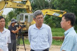 Phó Chủ tịch UBND tỉnh Lâm Đồng Nguyễn Minh yêu cầu đẩy nhanh tiến độ dự án giao thông ven biển