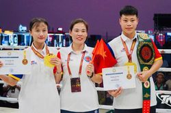 Vinh quang và cống hiến