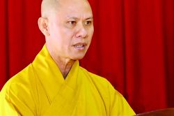 'Luôn nêu cao tinh thần hòa hợp, thống nhất, phát huy trí tuệ tập thể trong các Phật sự'