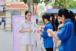 Bộ GD&ĐT kiểm tra kết quả thi tốt nghiệp THPT tại Tuyên Quang