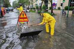 Hà Nội sẽ áp dụng mô hình 'thành phố bọt biển' đối phó với úng ngập