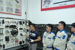 Đón đầu kỷ nguyên xe điện: Cơ hội rộng mở cho ngành Kỹ thuật xe năng lượng mới thông minh