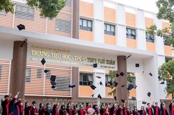 Trường TH-THCS-THPT Phú Xuân: 100% học sinh đỗ tốt nghiệp THPT, khẳng định chất lượng giáo dục