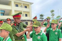 Kiến tạo tương lai từ trải nghiệm Trại hè 'Học làm chiến sĩ Công an'