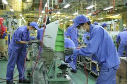 Dòng vốn ngoại đổ mạnh vào Việt Nam: Singapore và Hàn Quốc dẫn đầu, FDI vượt 34,6 tỷ USD
