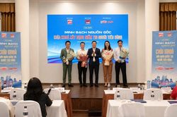 Từ 'h&atilde;y tin' đến 'h&atilde;y xem': Cuộc chuyển m&igrave;nh trong c&aacute;ch doanh nghiệp x&acirc;y dựng niềm tin