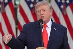 Ông Trump: Mỹ sẽ không phát động cuộc chiến chống Iran trong nhiều năm tới