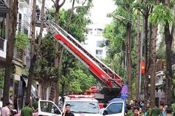 2 người tử vong, 1 người bị thương trong vụ ch&aacute;y nghi&ecirc;m trọng tại khu đ&ocirc; thị Văn Ph&uacute;